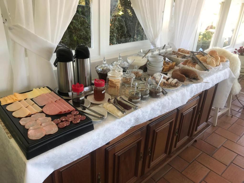 Chateau Colinas 賓館 Campos do Jordão
