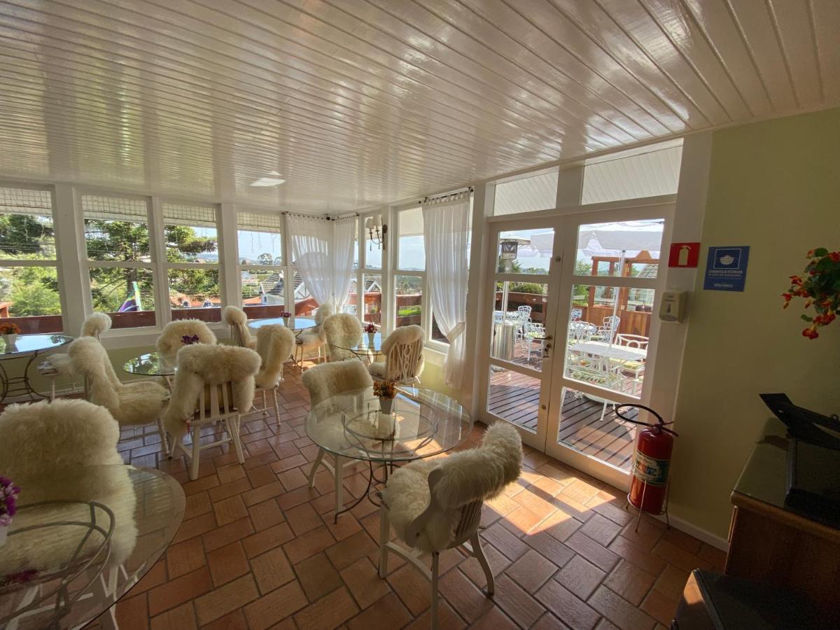 賓館 Chateau Colinas Campos do Jordão