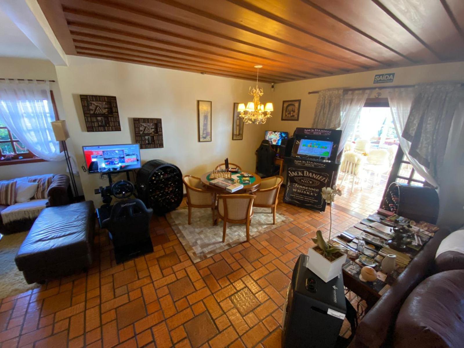 賓館 Chateau Colinas Campos do Jordão
